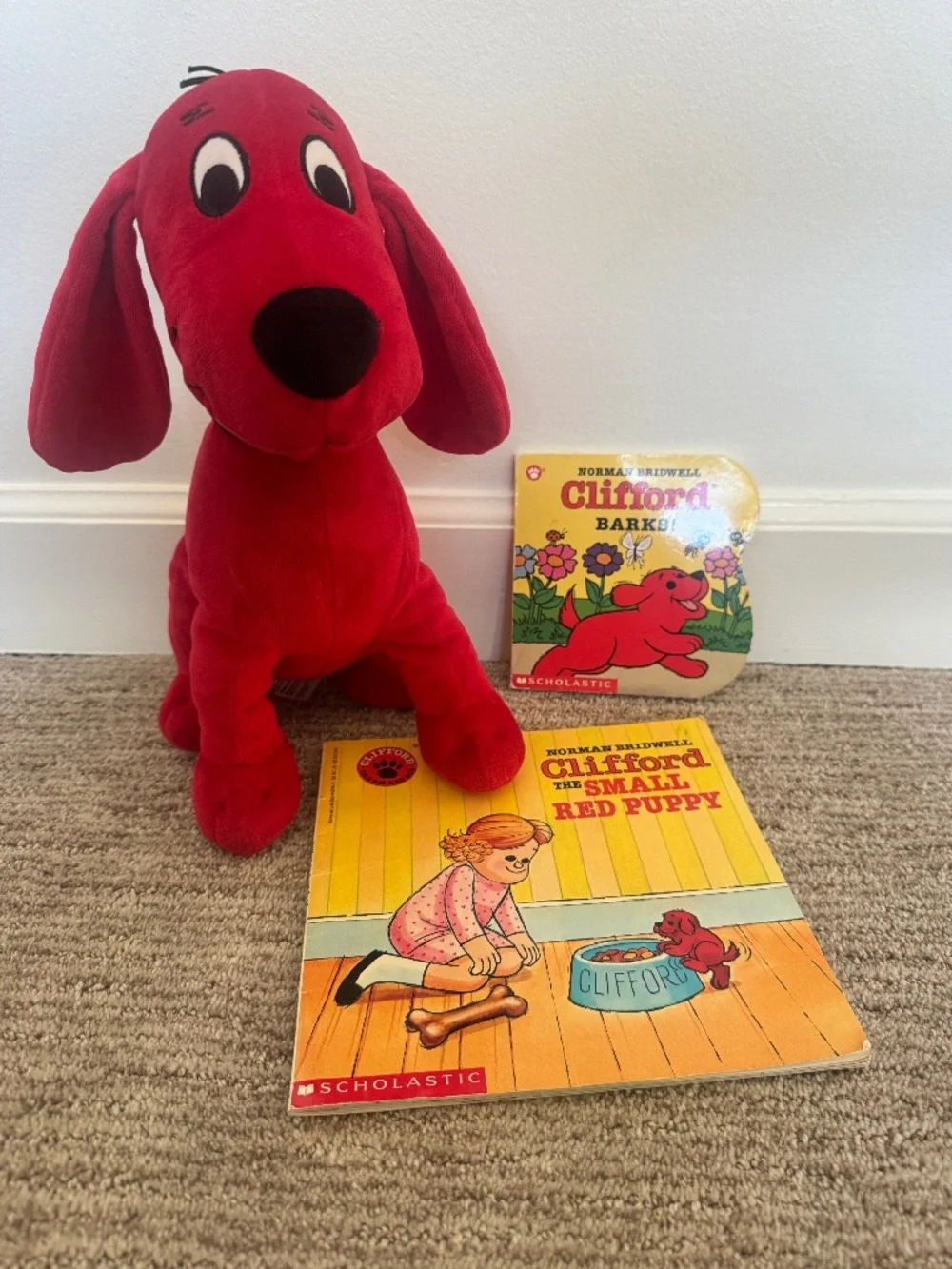 CLIFFORD BUNDLE | 2 Vintage Books with Plush!